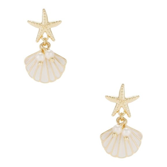 Lovers + Friends Jewelry - Lovers and Friends Sophie Earrings in Gold seashell pearl dangle new